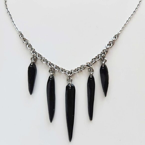 Gothic Witch style black spikes necklace with a small silver chain - Picture 5 of 7